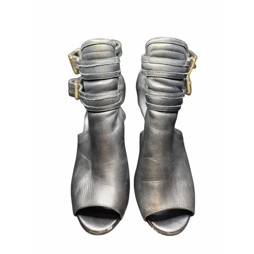 Michael Kors Black Leather Healed Booties- size 8.5